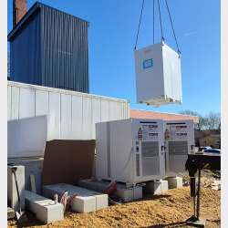 Betonfundament til BESS 230x40x35cm til LUNA2000-200kWh