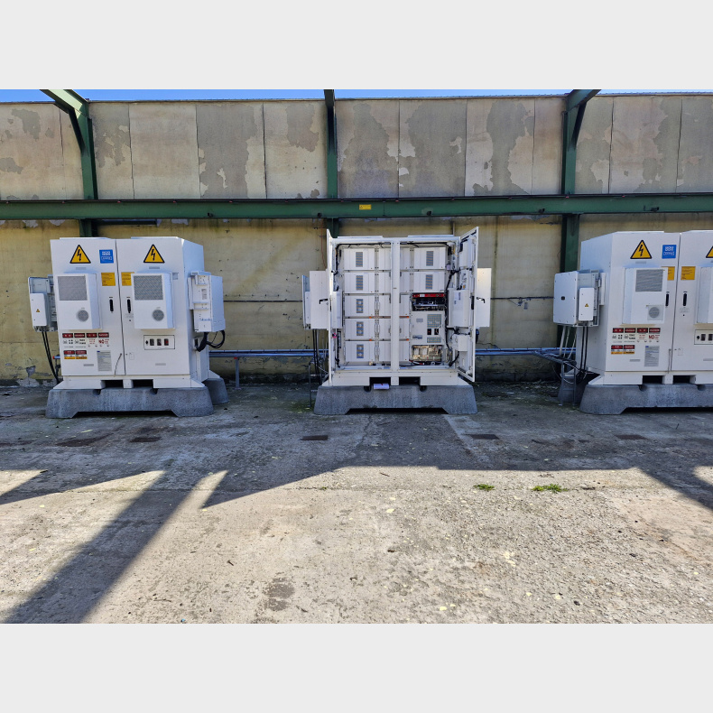 Betonfundament til BESS 230x40x35cm til LUNA2000-200kWh