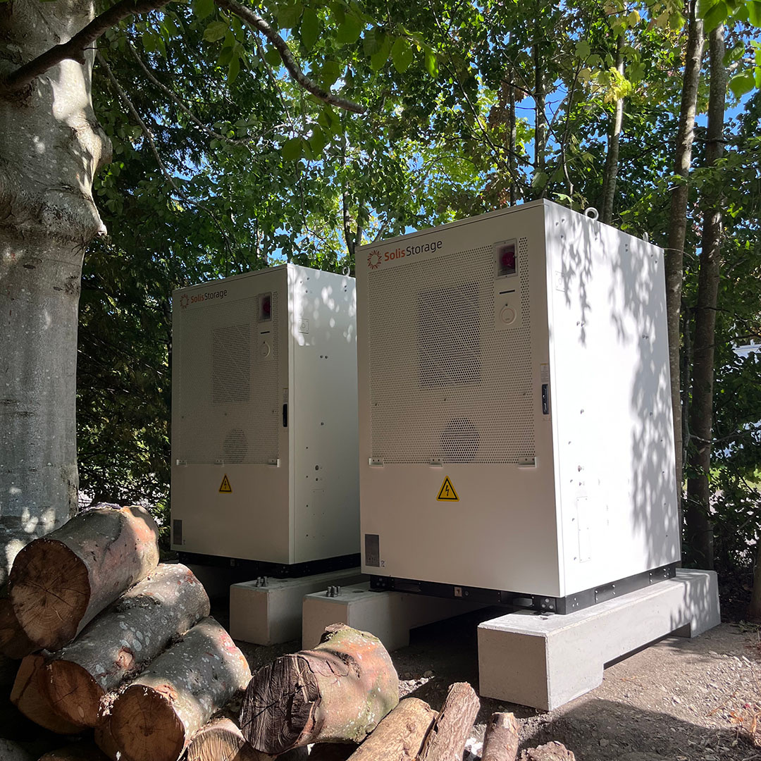 Uppbyggnad av BESS batterisystem